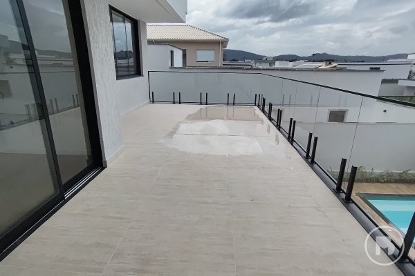 Casa de Alto Padrão com 3 quartos no Alphaville por R$ 2.400.000,00