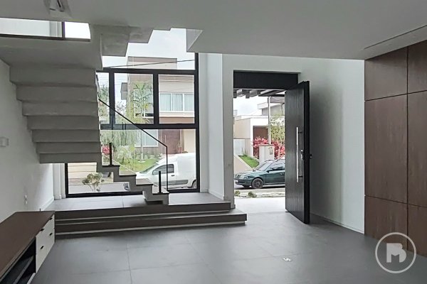 Casa de Alto Padrão com 3 quartos no Alphaville por R$ 2.400.000,00